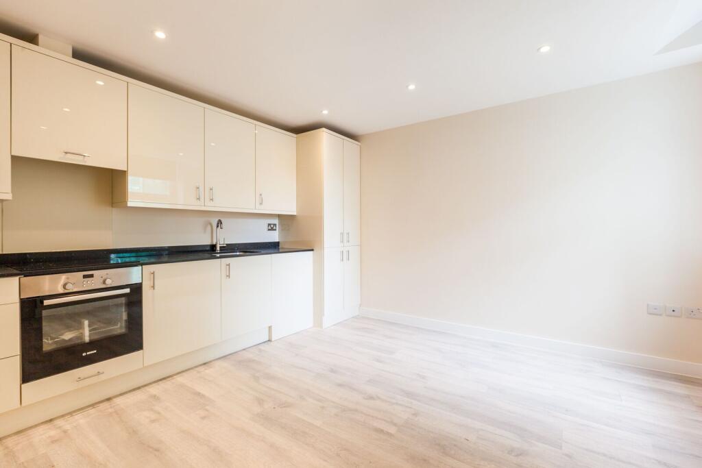 1 bed 1st Floor Flat for rent in London. From Foxtons - Brixton 1 bed 1st Floor Flat for rent in London. From Foxtons - Brixton