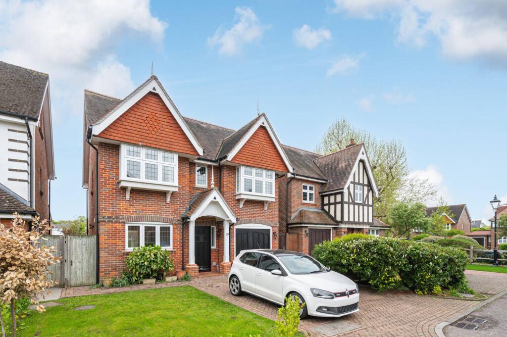 6 bed Detached for rent in Beckenham. From Foxtons - Bromley
