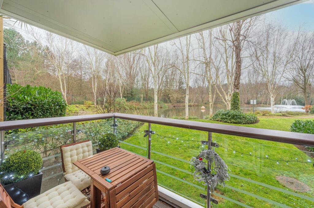 2 bed 1st Floor Flat for rent in Beckenham. From Foxtons - Bromley