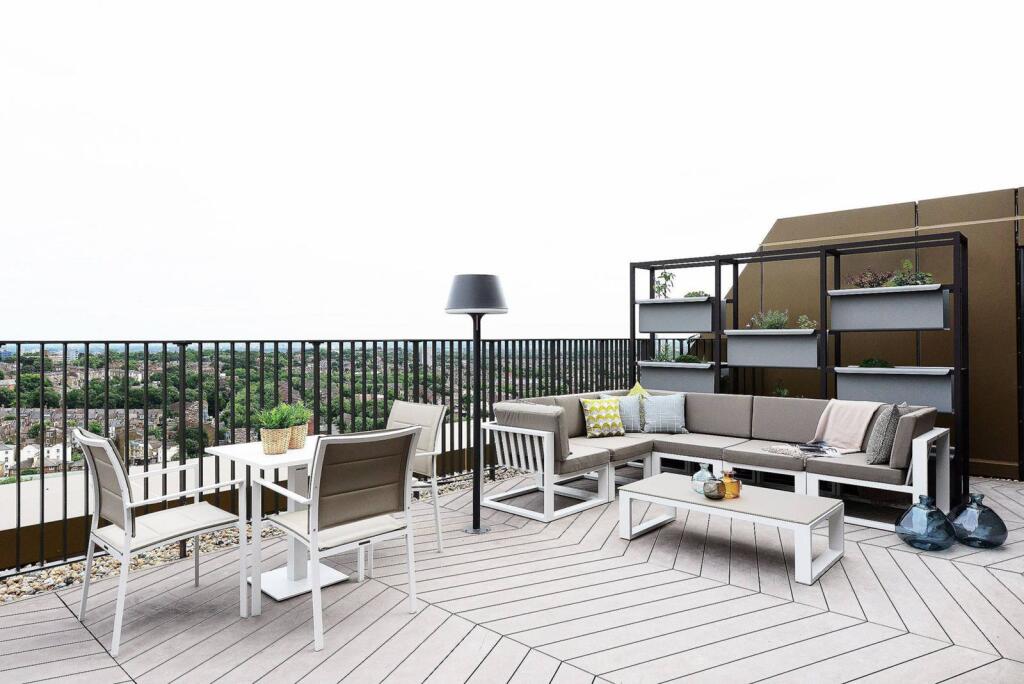 1 bed 1st Floor Flat for rent in London. From Foxtons - Camden