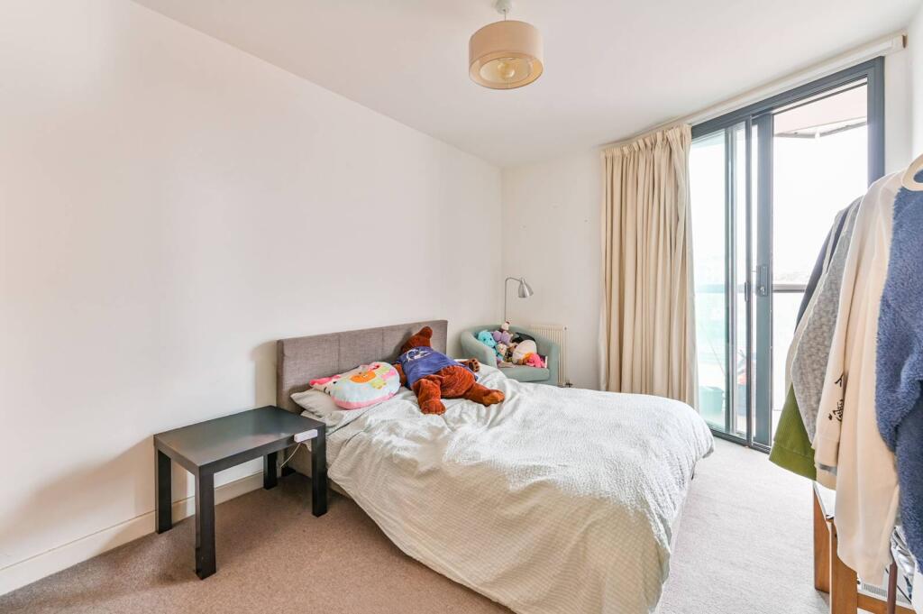 1 bed 1st Floor Flat for rent in London. From Foxtons - Camden