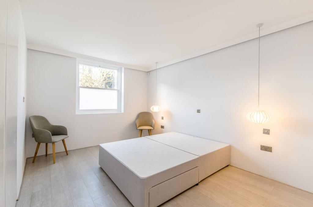 2 bed 1st Floor Flat for rent in London. From Foxtons - Camden