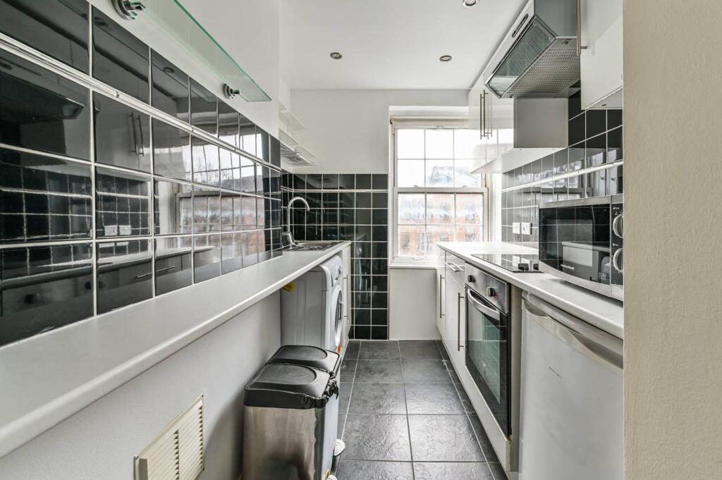 1 bed 1st Floor Flat for rent in London. From Foxtons - Camden