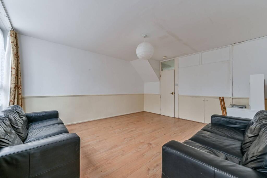 3 bed Annexe for rent in London. From Foxtons - Camden 3 bed Annexe for rent in London. From Foxtons - Camden