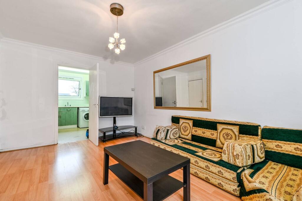 1 bed 1st Floor Flat for rent in Camden Town. From Foxtons - Camden