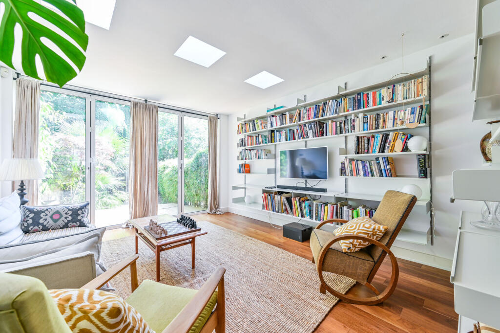 4 bed Detached for rent in Camden Town. From Foxtons - Camden