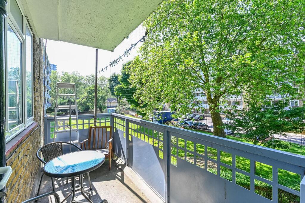 2 bed 1st Floor Flat for rent in London. From Foxtons - Camden