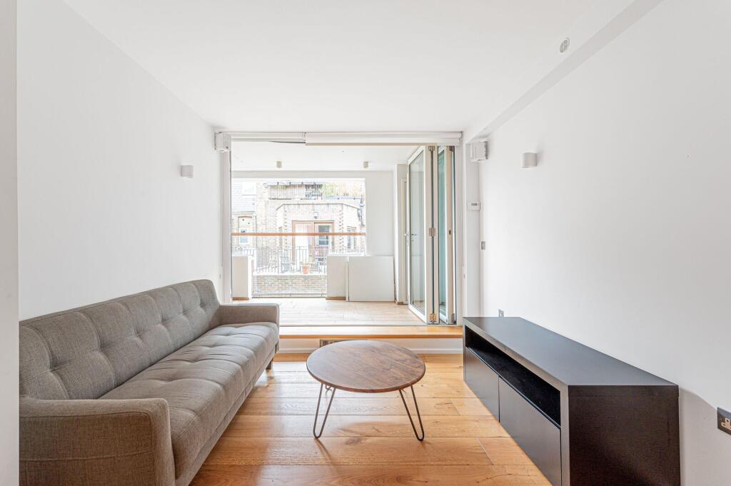 1 bed 1st Floor Flat for rent in London. From Foxtons - Camden