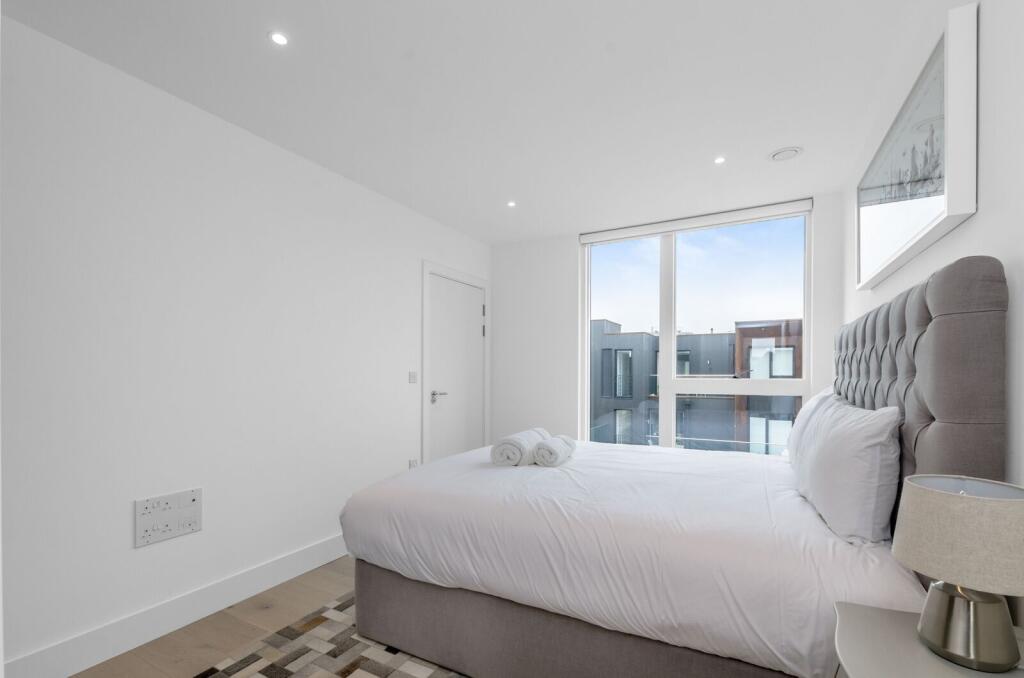 3 bed 1st Floor Flat for rent in London. From Foxtons - Camden 3 bed 1st Floor Flat for rent in London. From Foxtons - Camden