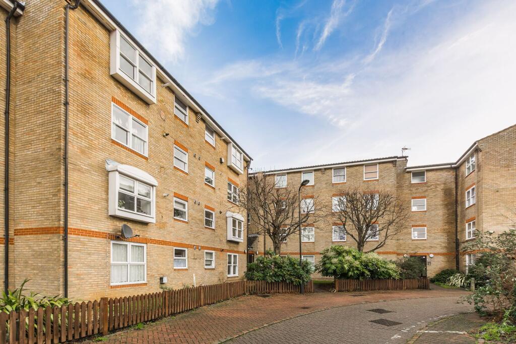 2 bed 1st Floor Flat for rent in London. From Foxtons - Camden