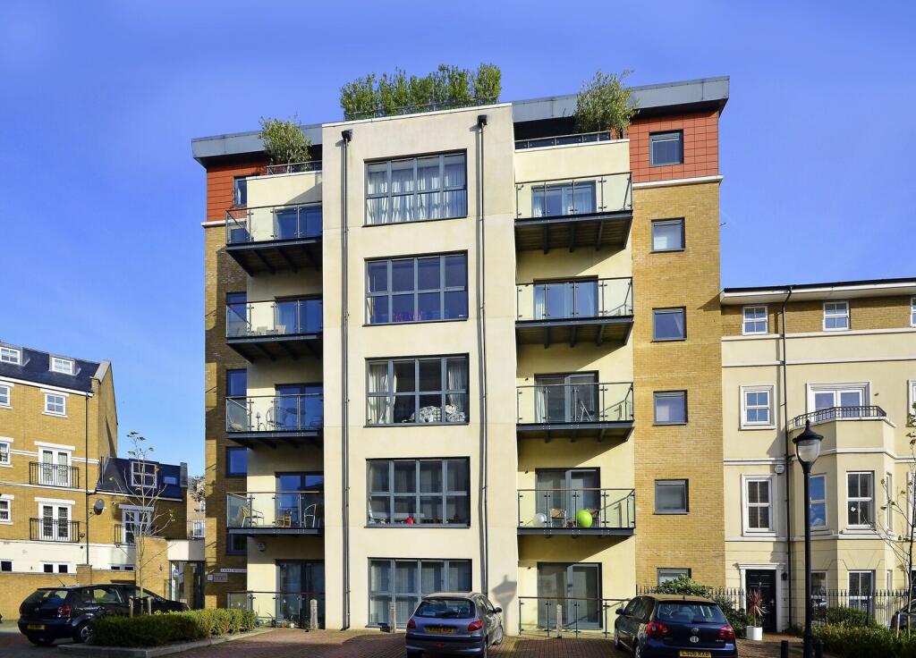 2 bed 1st Floor Flat for rent in London. From Foxtons - Camden
