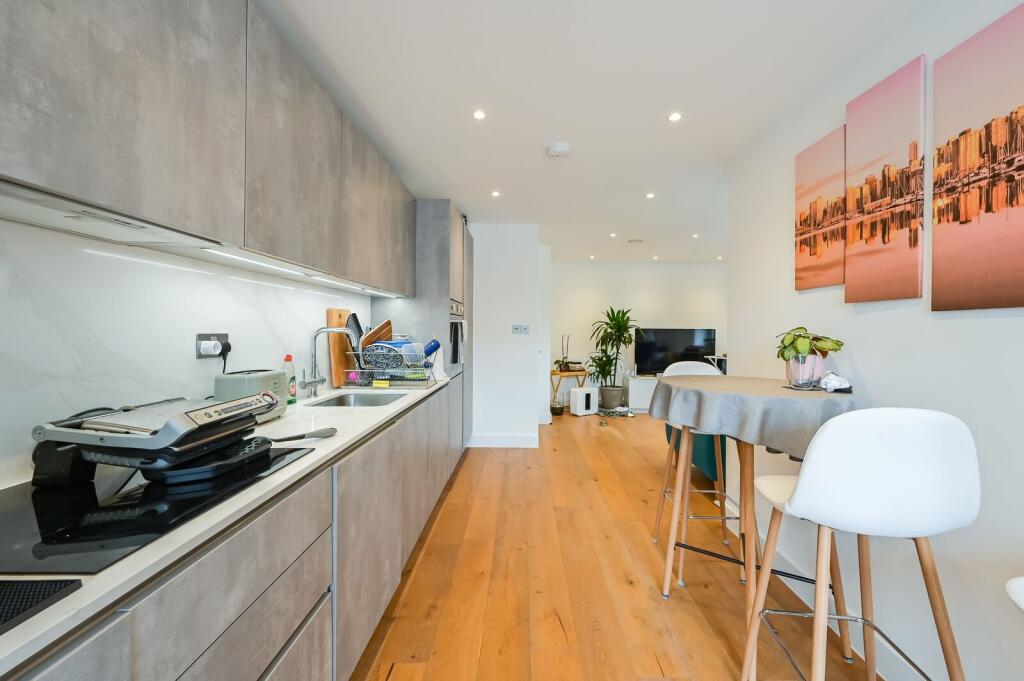 2 bed 1st Floor Flat for rent in London. From Foxtons - Camden 2 bed 1st Floor Flat for rent in London. From Foxtons - Camden