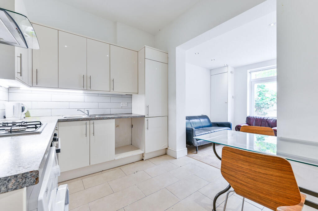 4 bed Detached for rent in London. From Foxtons - Camden 4 bed Detached for rent in London. From Foxtons - Camden