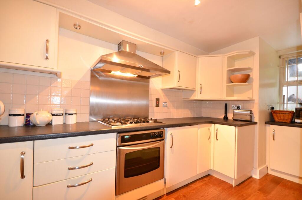 2 bed 1st Floor Flat for rent in London. From Foxtons - Camden 2 bed 1st Floor Flat for rent in London. From Foxtons - Camden