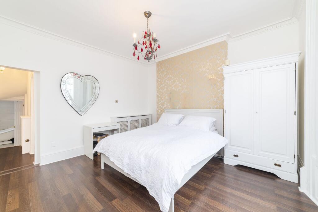 1 bed 1st Floor Flat for rent in London. From Foxtons - Camden