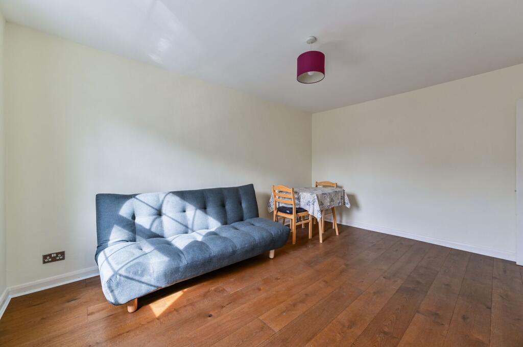 1 bed 1st Floor Flat for rent in London. From Foxtons - Camden
