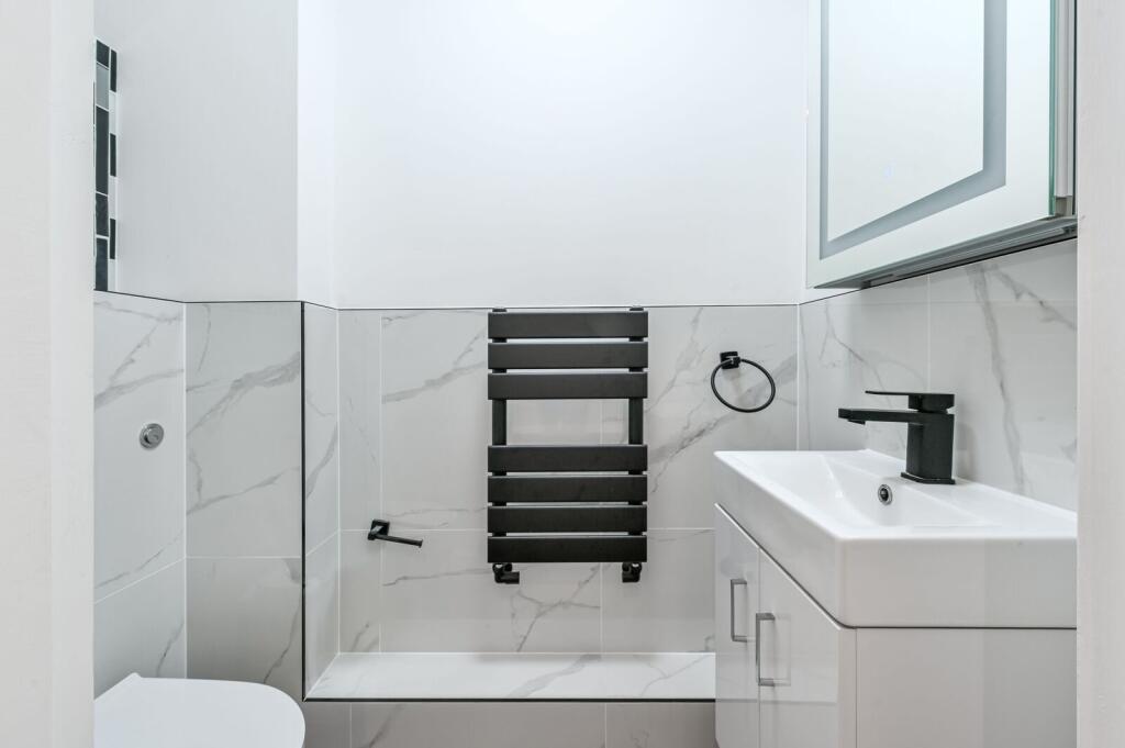 2 bed Mews for rent in London. From Foxtons - Camden 2 bed Mews for rent in London. From Foxtons - Camden