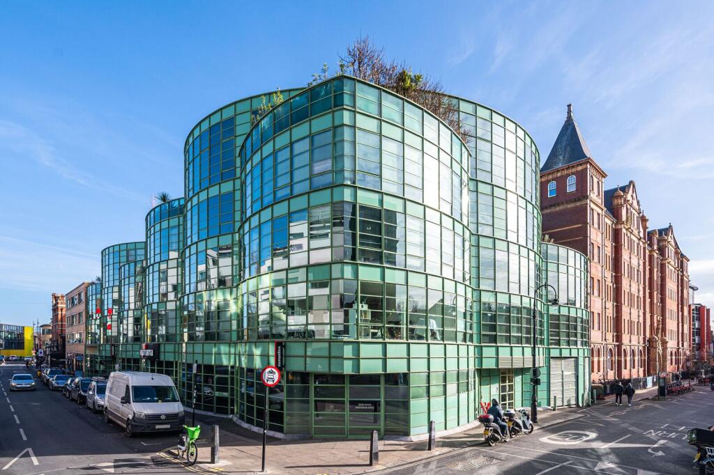 2 bed 1st Floor Flat for rent in Camden Town. From Foxtons - Camden