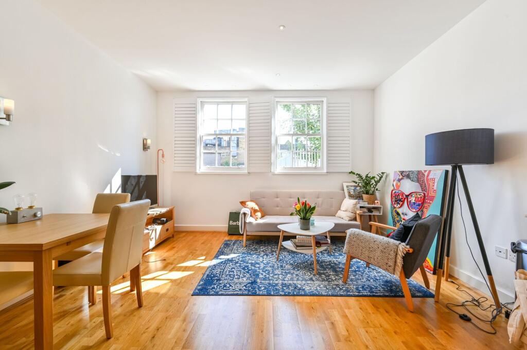 1 bed 1st Floor Flat for rent in London. From Foxtons - Camden 1 bed 1st Floor Flat for rent in London. From Foxtons - Camden