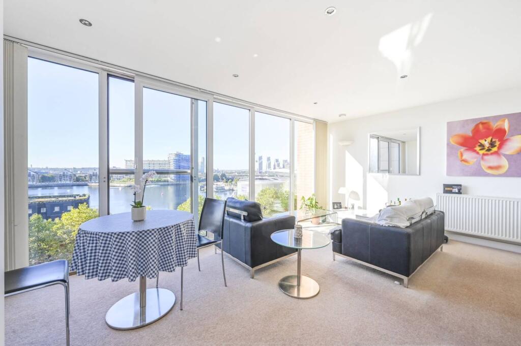 1 bed 1st Floor Flat for rent in London. From Foxtons - Canary Wharf