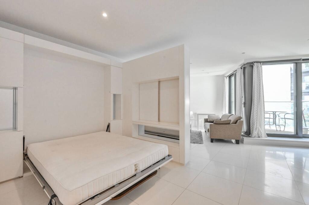 0 bed Studio for rent in London. From Foxtons - Canary Wharf 0 bed Studio for rent in London. From Foxtons - Canary Wharf