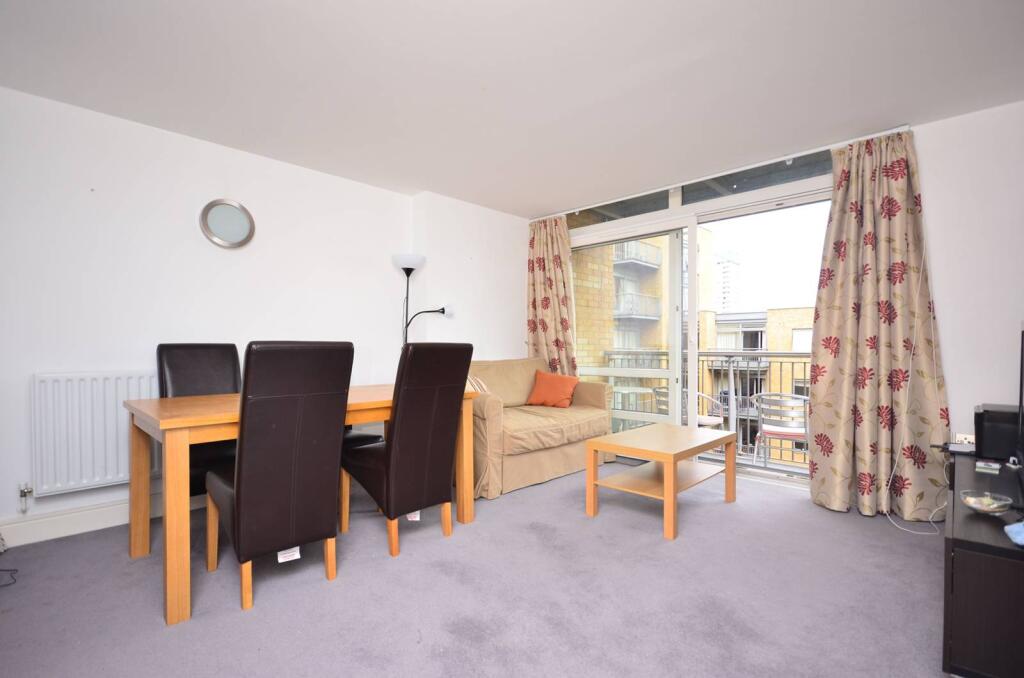 1 bed 1st Floor Flat for rent in London. From Foxtons - Canary Wharf