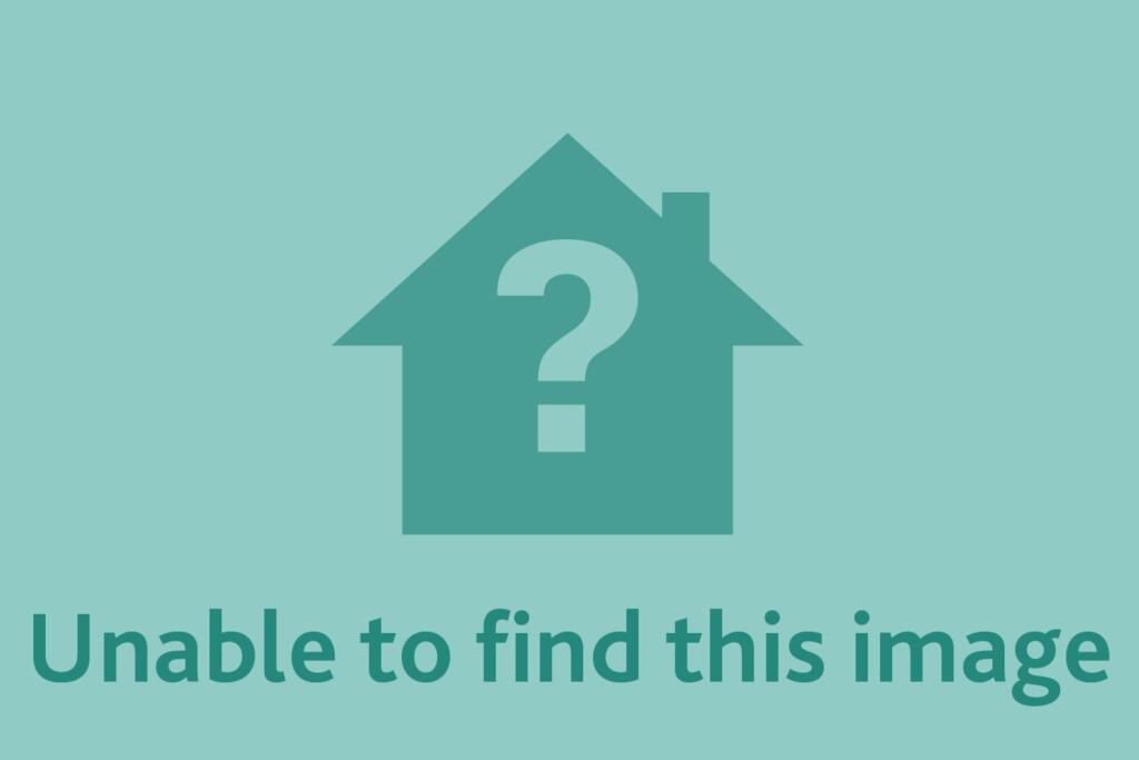 1 bed 1st Floor Flat for rent in London. From Foxtons - Canary Wharf