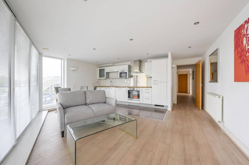2 bed 1st Floor Flat for rent in London. From Foxtons - Canary Wharf 2 bed 1st Floor Flat for rent in London. From Foxtons - Canary Wharf