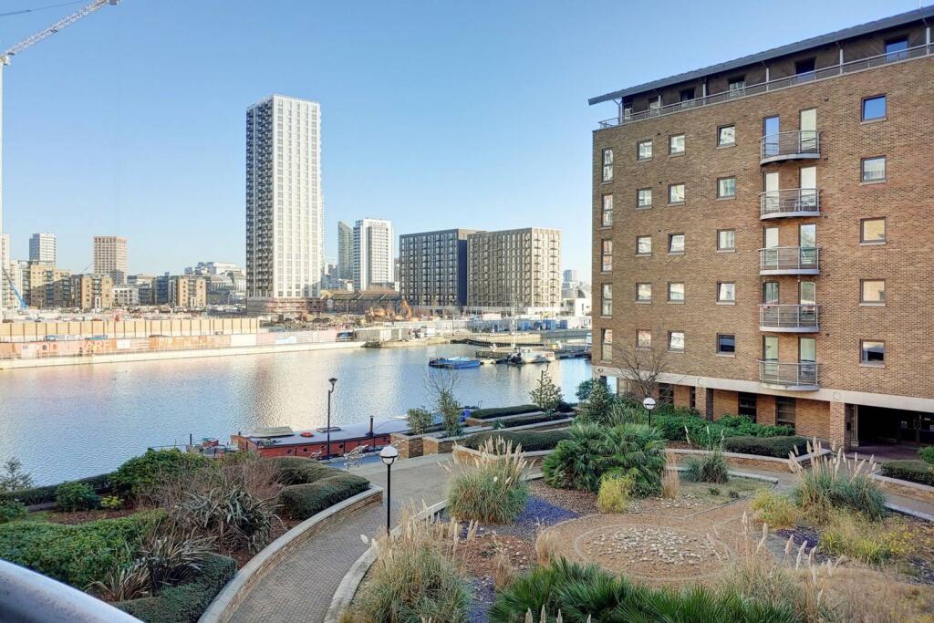 2 bed 1st Floor Flat for rent in Poplar. From Foxtons - Canary Wharf
