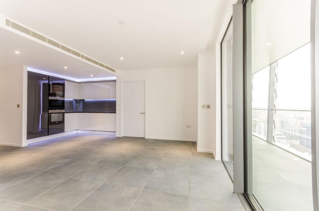 2 bed 1st Floor Flat for rent in Poplar. From Foxtons - Canary Wharf 2 bed 1st Floor Flat for rent in Poplar. From Foxtons - Canary Wharf