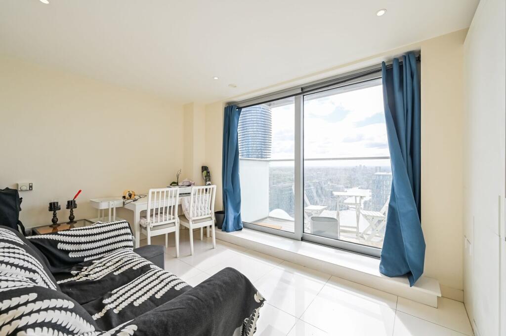 4 bed Studio for rent in London. From Foxtons - Canary Wharf