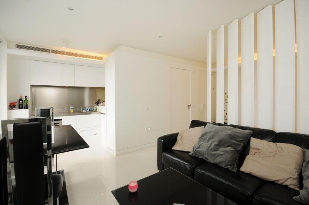 4 bed Studio for rent in Poplar. From Foxtons - Canary Wharf 4 bed Studio for rent in Poplar. From Foxtons - Canary Wharf