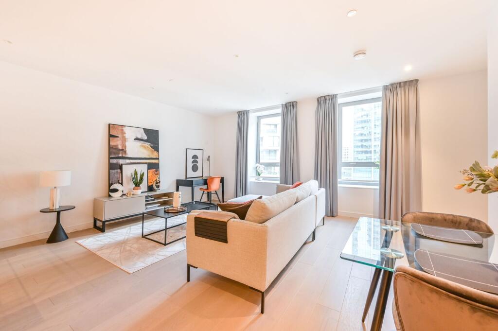 4 bed Studio for rent in Poplar. From Foxtons - Canary Wharf 4 bed Studio for rent in Poplar. From Foxtons - Canary Wharf