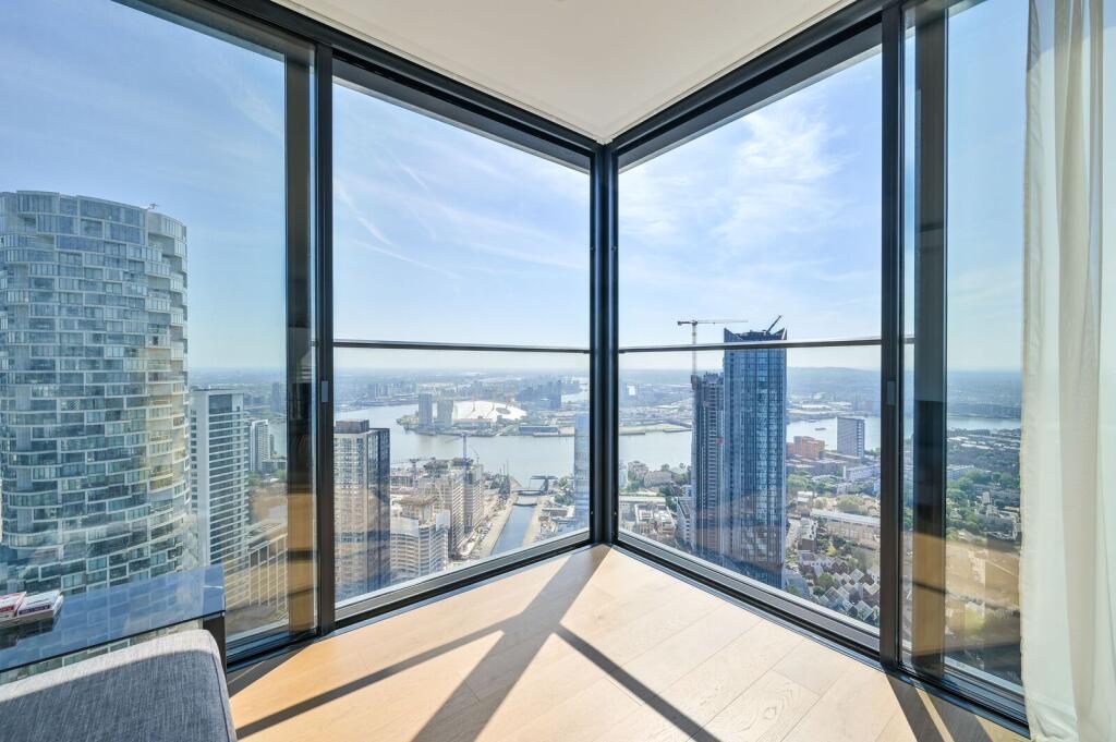 2 bed 1st Floor Flat for rent in Poplar. From Foxtons - Canary Wharf 2 bed 1st Floor Flat for rent in Poplar. From Foxtons - Canary Wharf
