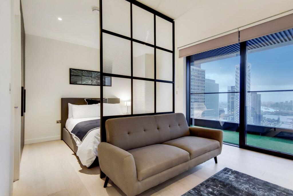 4 bed Studio for rent in London. From Foxtons - Canary Wharf