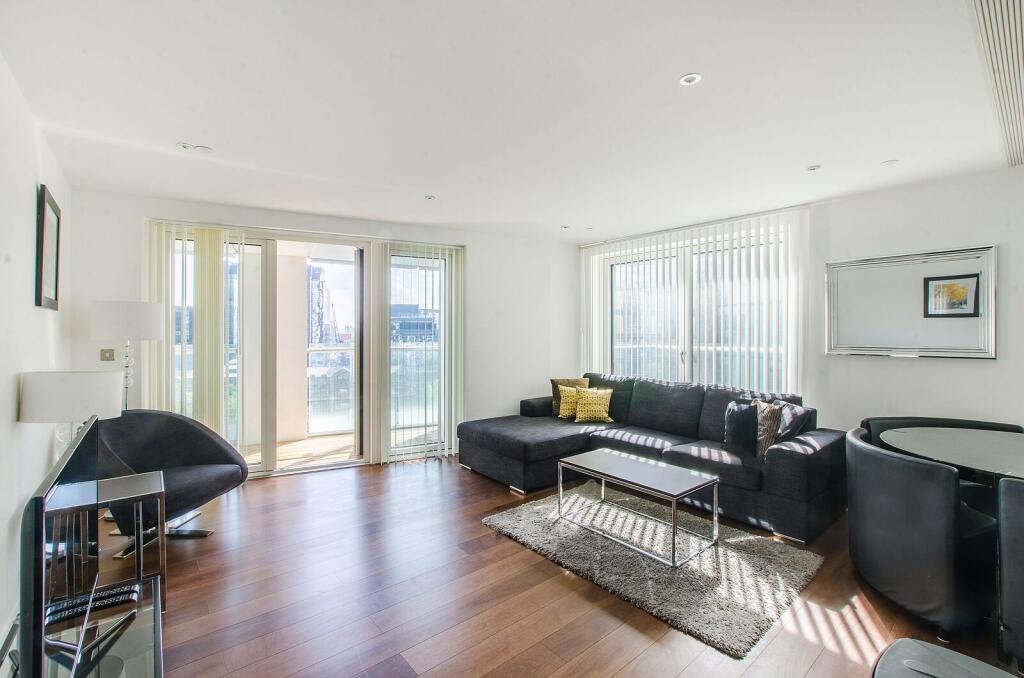 2 bed 1st Floor Flat for rent in London. From Foxtons - Canary Wharf