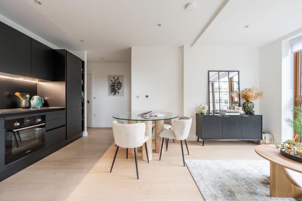 1 bed 1st Floor Flat for rent in London. From Foxtons - Canary Wharf 1 bed 1st Floor Flat for rent in London. From Foxtons - Canary Wharf
