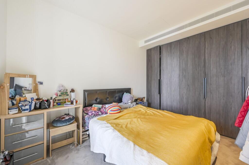 1 bed 1st Floor Flat for rent in London. From Foxtons - Canary Wharf 1 bed 1st Floor Flat for rent in London. From Foxtons - Canary Wharf