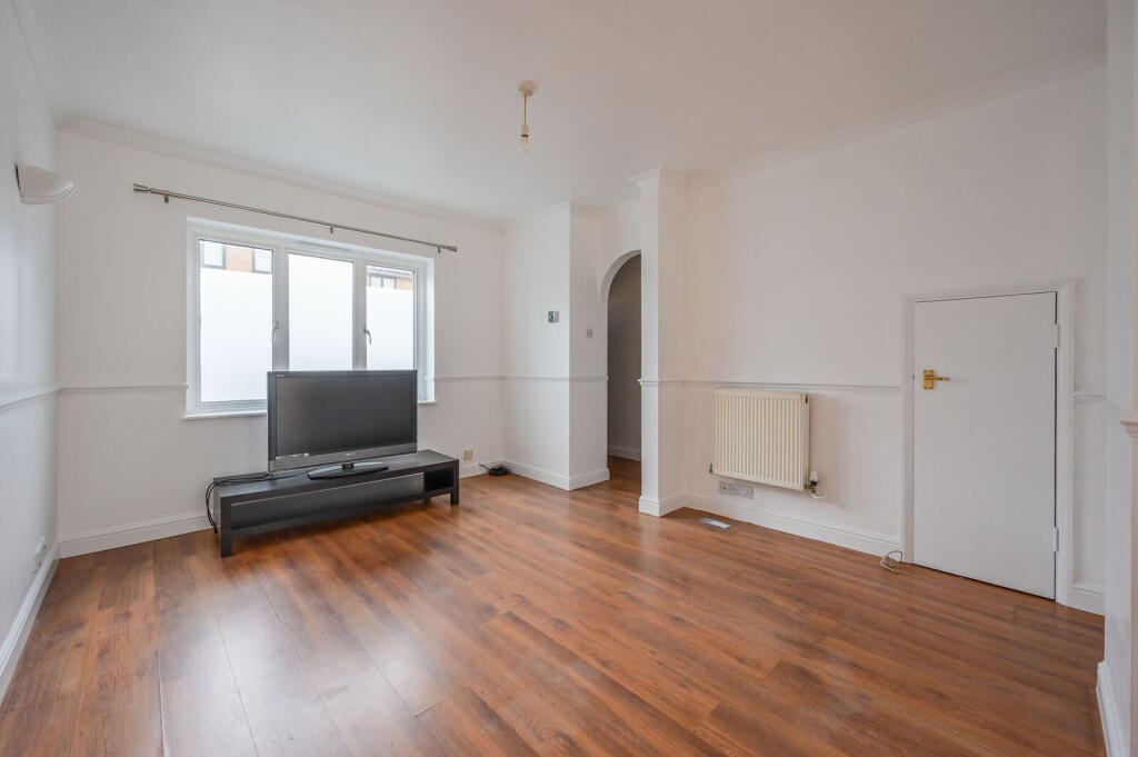 3 bed Detached for rent in London. From Foxtons - Canary Wharf 3 bed Detached for rent in London. From Foxtons - Canary Wharf