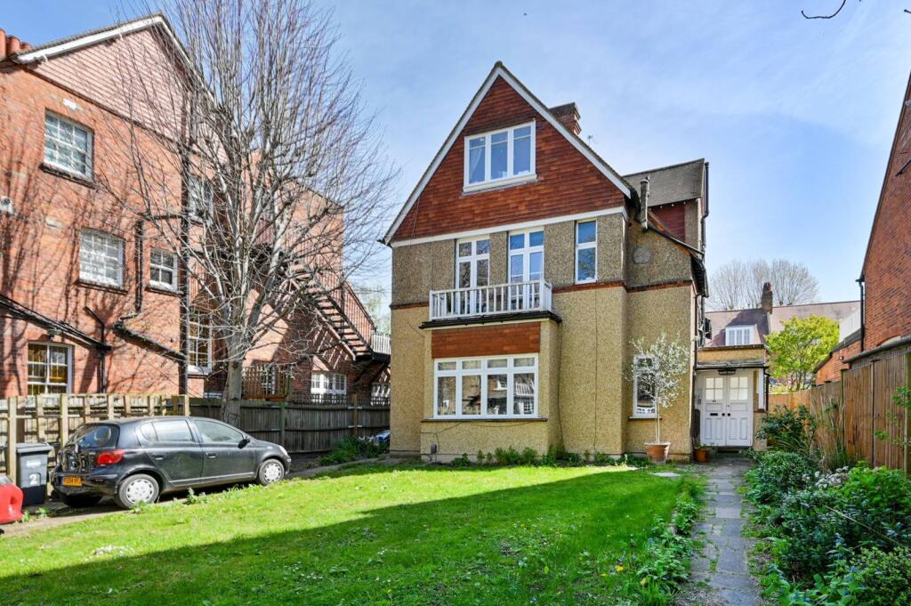 1 bed 1st Floor Flat for rent in London. From Foxtons - Chiswick