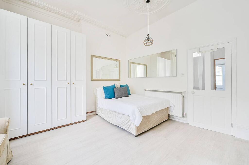 0 bed Studio for rent in London. From Foxtons - Chiswick