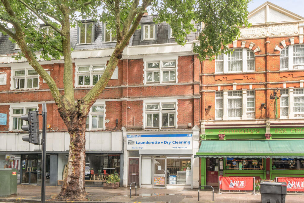 4 bed Studio for rent in Chiswick. From Foxtons - Chiswick