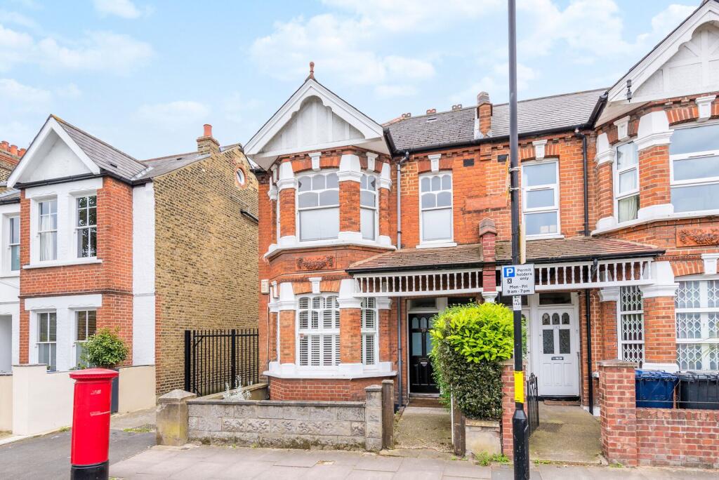 2 bed 1st Floor Flat for rent in Acton. From Foxtons - Chiswick