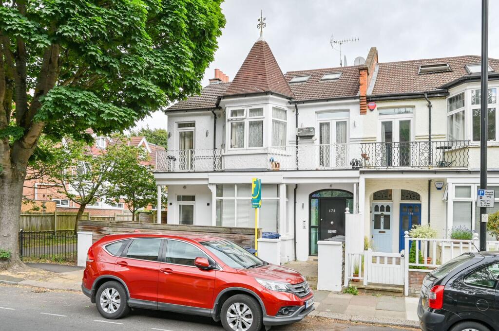 1 bed 1st Floor Flat for rent in London. From Foxtons - Chiswick