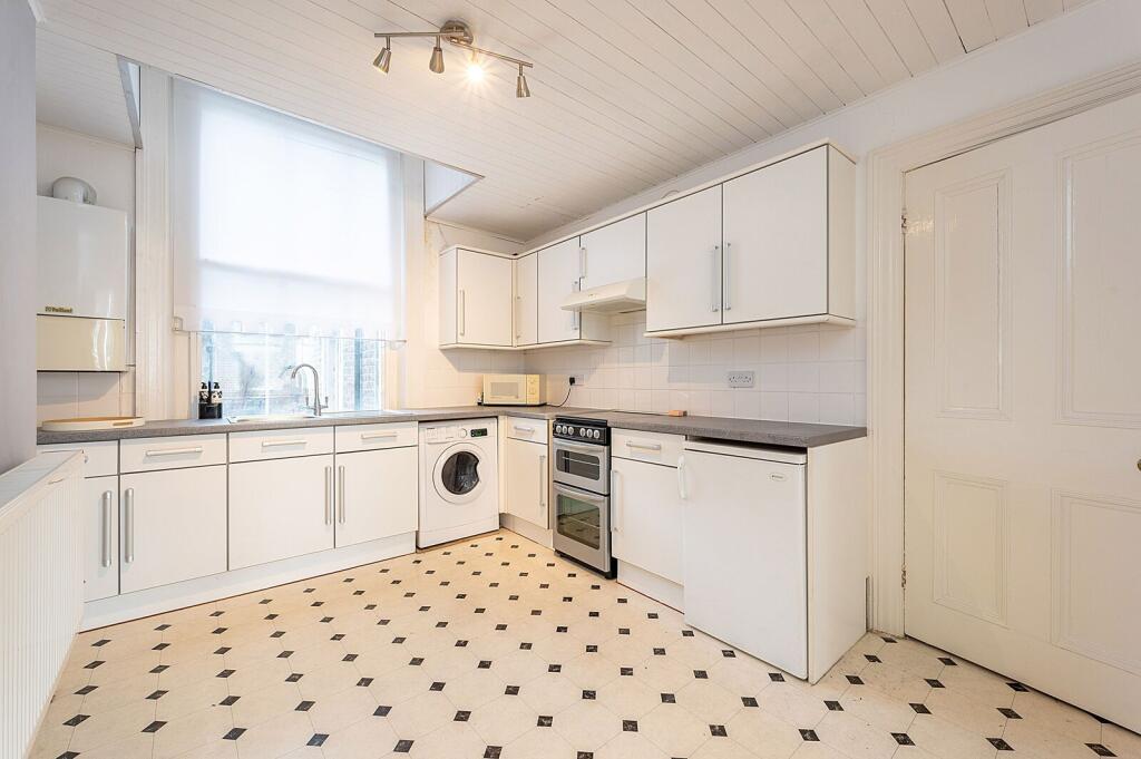 1 bed 1st Floor Flat for rent in London. From Foxtons - Chiswick 1 bed 1st Floor Flat for rent in London. From Foxtons - Chiswick