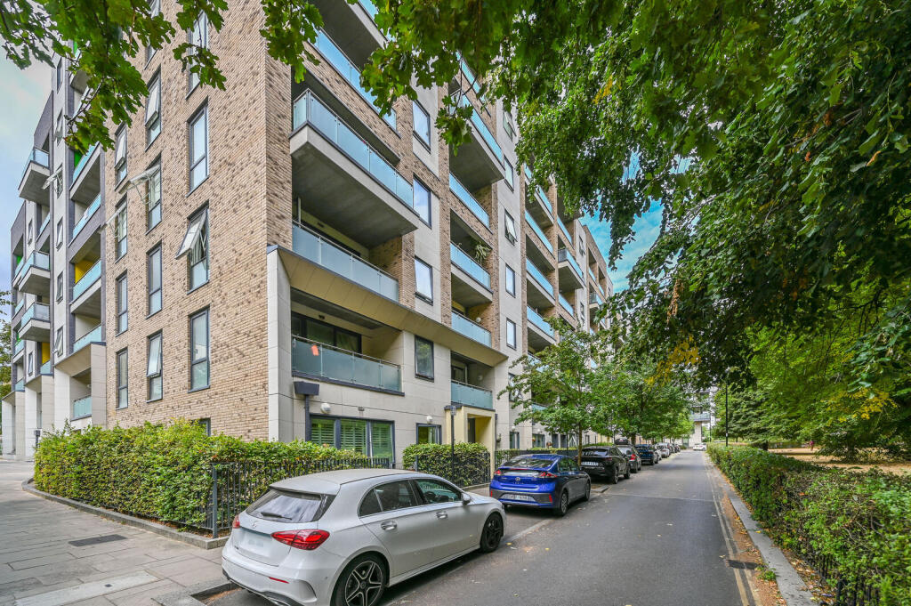 2 bed 1st Floor Flat for rent in London. From Foxtons - Chiswick