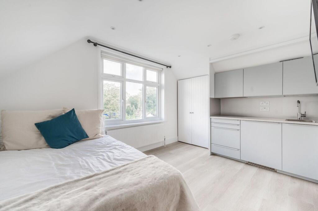 0 bed Studio for rent in Chiswick. From Foxtons - Chiswick