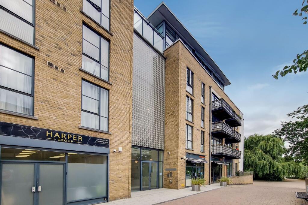 1 bed 1st Floor Flat for rent in Brentford. From Foxtons - Chiswick 1 bed 1st Floor Flat for rent in Brentford. From Foxtons - Chiswick