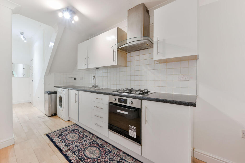 2 bed 1st Floor Flat for rent in Acton. From Foxtons - Chiswick 2 bed 1st Floor Flat for rent in Acton. From Foxtons - Chiswick
