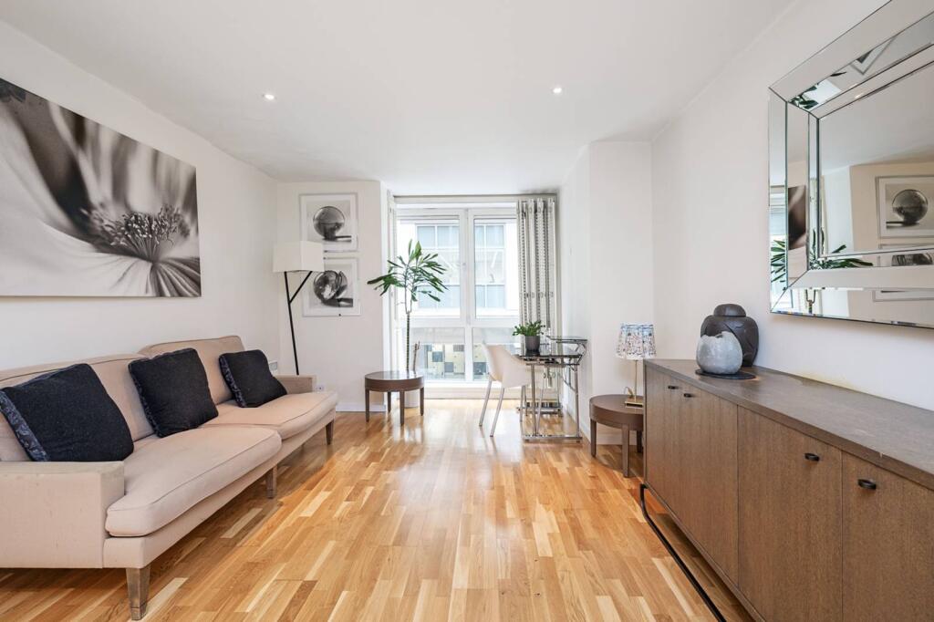 1 bed 1st Floor Flat for rent in London. From Foxtons - Clerkenwell